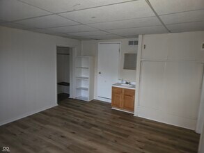 712 Ranike Dr in Anderson, IN - Building Photo - Building Photo