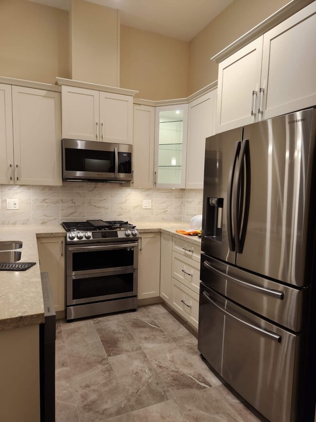 20376 86 Av, Unit Langley penthouse comdo in Langley, BC - Building Photo - Building Photo