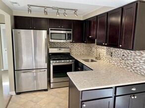 2572 Riva Rd in Annapolis, MD - Building Photo - Building Photo