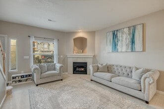 2528 NW 2nd Terrace in Gresham, OR - Building Photo - Building Photo