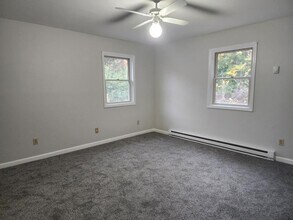 12 Barbara Jean Dr in Marlboro, NY - Building Photo - Building Photo