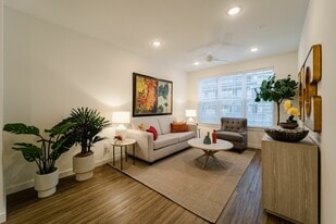 Warehouse District in Houston, TX - Building Photo