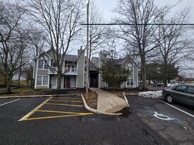 180 Kenwood Dr, Unit 180 Kenwood Drive in Sicklerville, NJ - Building Photo