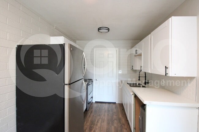 property at 6044 N 21st Ave