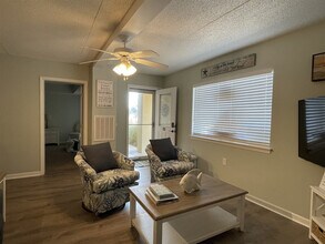 57211 Atlantic View Dr in Hatteras, NC - Foto de edificio - Building Photo