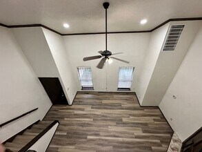 839 NW 111th St in Oklahoma City, OK - Foto de edificio - Building Photo