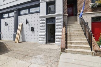 222 W 15th St in Cincinnati, OH - Building Photo - Building Photo
