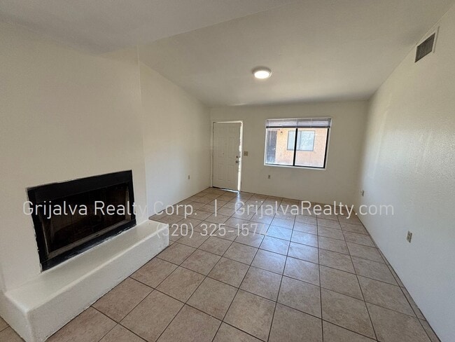 1410 E 16th St in Tucson, AZ - Foto de edificio - Building Photo