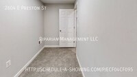2604 E Preston St photo'