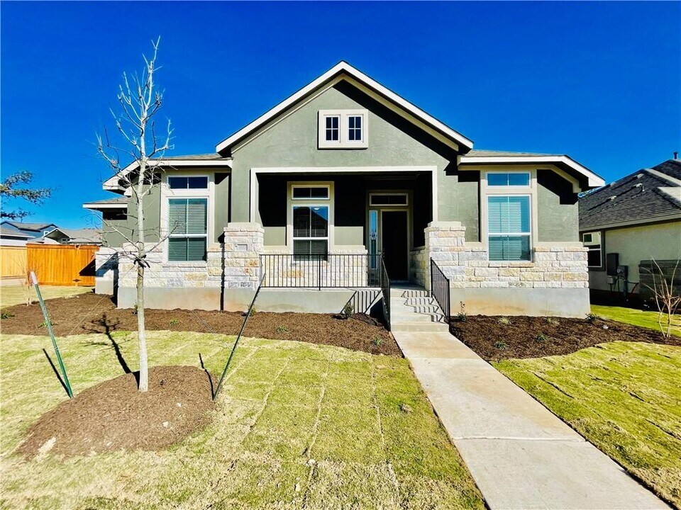 1117 Kerrwood Wy in Leander, TX - Building Photo