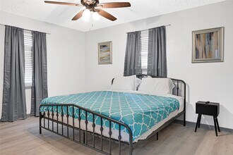 1806 Clayton Dr in Baytown, TX - Building Photo - Building Photo