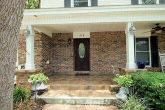 574 L Ombre Cir NE in Fort Walton Beach, FL - Building Photo - Building Photo