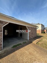 2205 Goldbrier Ln in Memphis, TN - Building Photo - Building Photo