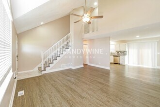 13707 Bennington Ave in Grandview, MO - Building Photo - Building Photo