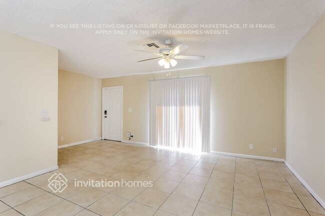6507 Harbour Rd in North Lauderdale, FL - Building Photo - Building Photo