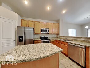 6315 S 25th Dr in Phoenix, AZ - Foto de edificio - Building Photo