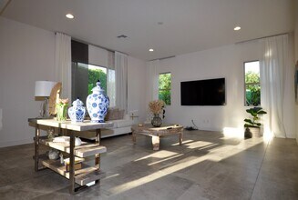 1462 E Goldcrest St in Gilbert, AZ - Foto de edificio - Building Photo