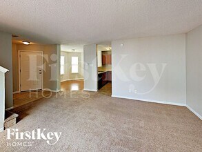 6616 Kinnerton Dr in Indianapolis, IN - Building Photo - Building Photo