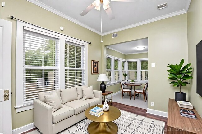 210 S Rosemont Ave in Dallas, TX - Building Photo - Building Photo