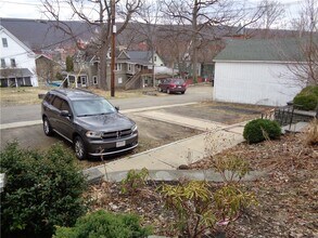 166 Pine St in Corning, NY - Building Photo - Building Photo