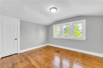 7605 Deerfield Dr in Parma, OH - Building Photo - Building Photo