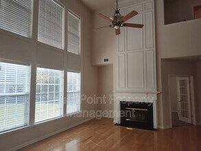 10804 Fountaingrove Dr in Charlotte, NC - Building Photo - Building Photo
