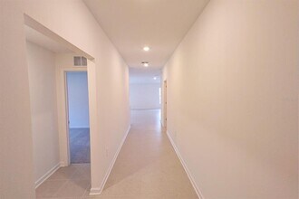 2806 Pennachio Dr in Lake Wales, FL - Building Photo - Building Photo