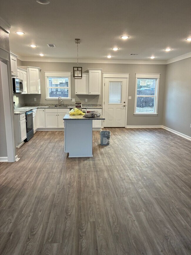 1099 Fuller Ln in Searcy, AR - Building Photo - Building Photo