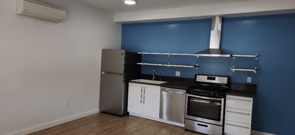2103 S Harcourt Ave in Los Angeles, CA - Building Photo - Building Photo