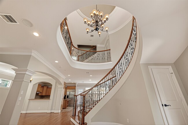 5319 Fayette St