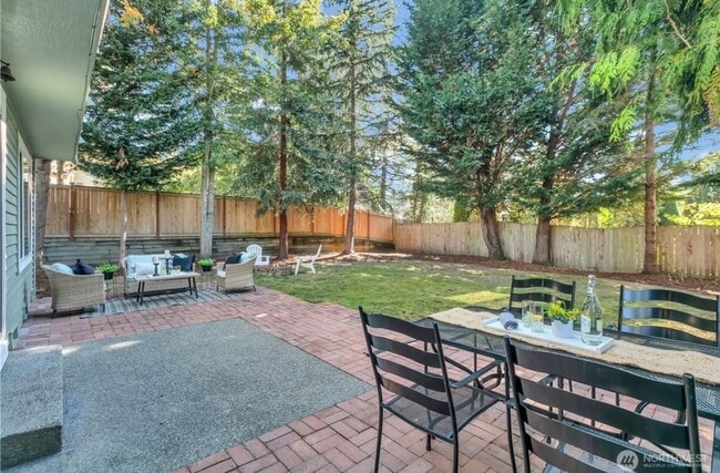 1411 S 282nd Pl in Federal Way, WA - Building Photo - Building Photo