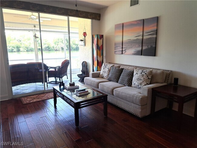 11271 Tamarind Cay Ln in Ft. Myers, FL - Building Photo - Building Photo