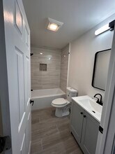 116 Sherwood St, Unit 1 in Providence, RI - Building Photo - Building Photo