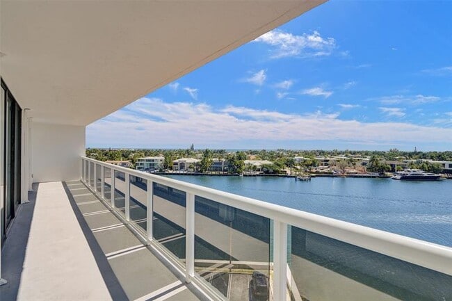 property at 20515 E Country Club Dr
