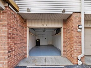 2928 Prince Hall Dr in Detroit, MI - Building Photo - Building Photo
