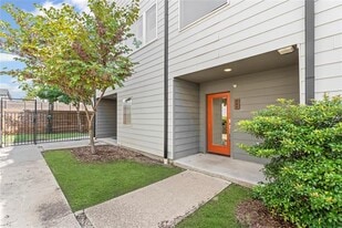 4709 Bryan St in Dallas, TX - Building Photo