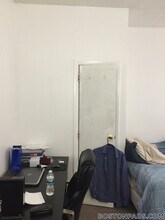 28 S Huntington Ave, Unit 302 in Boston, MA - Building Photo - Building Photo