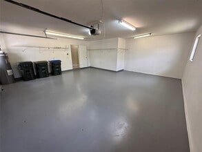 1001 S Wapello St in North Port, FL - Building Photo - Building Photo