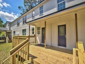 500 E College Ave in Tallahassee, FL - Building Photo - Building Photo