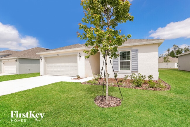 167 Southern Breeze Lp in Winter Haven, FL - Building Photo - Building Photo