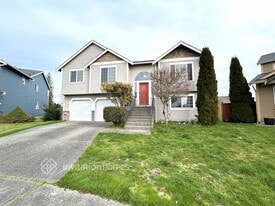 2225 191st St Ct E in Tacoma, WA - Building Photo