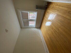1815 Beacon St, Unit 7 in Brookline, MA - Building Photo - Building Photo