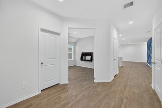 10026 Rose Mallow Ln in Magnolia, TX - Building Photo - Building Photo