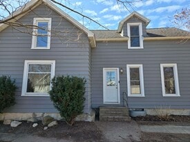 1211 Garfield Ave in Altoona, WI - Building Photo