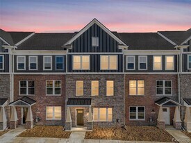 43173 Atwood Ave in Novi, MI - Building Photo