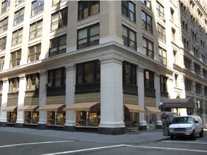 222 Park Ave S in New York, NY - Building Photo - Building Photo