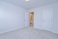 140 Clingstone Trl photo'