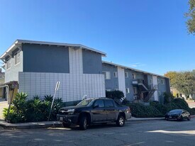 1600 N Verdugo Rd, Unit D in Glendale, CA - Building Photo