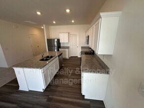 379 Shiloh Wy in Mebane, NC - Building Photo - Building Photo