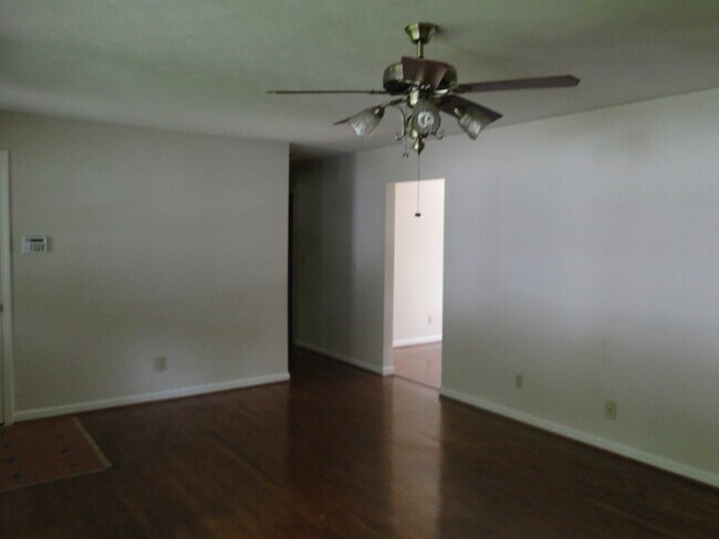 209 Frances St in Waynesville, MO - Building Photo - Building Photo